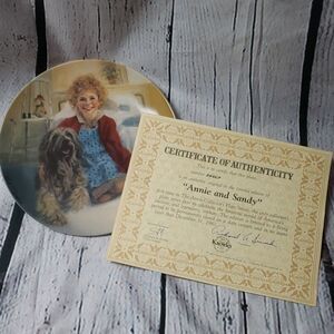 Annie Collectable Plate by Knowles